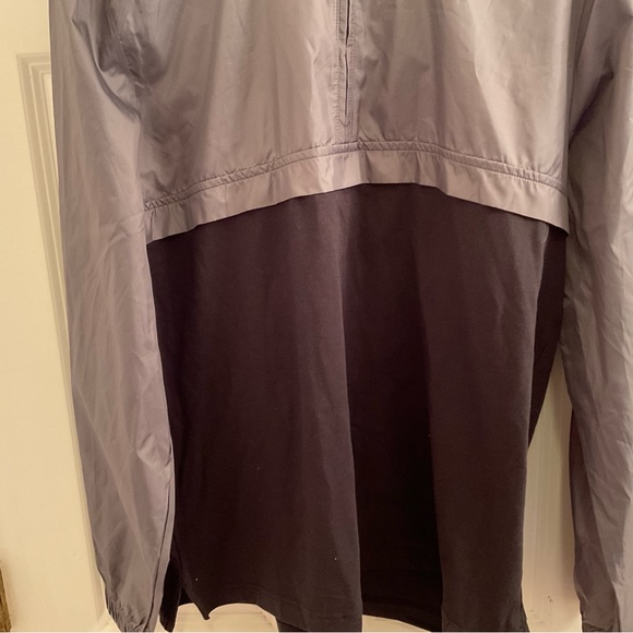 Under Armour Sports Style 1/2 Zip Jacket - NWT - Size Large - Picture 5 of 11